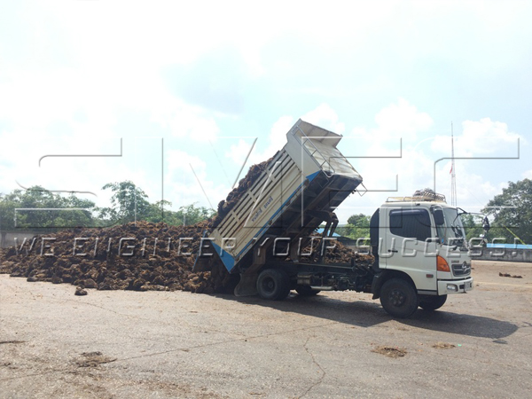 unloading-of-palm-efb-from-oil-mills