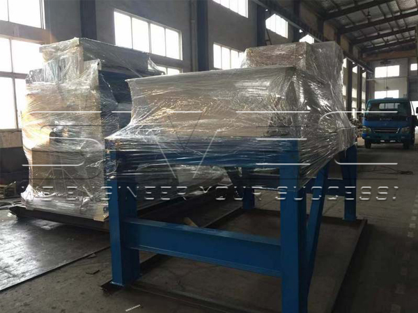 Hammer Mill with Plastic Film Packing