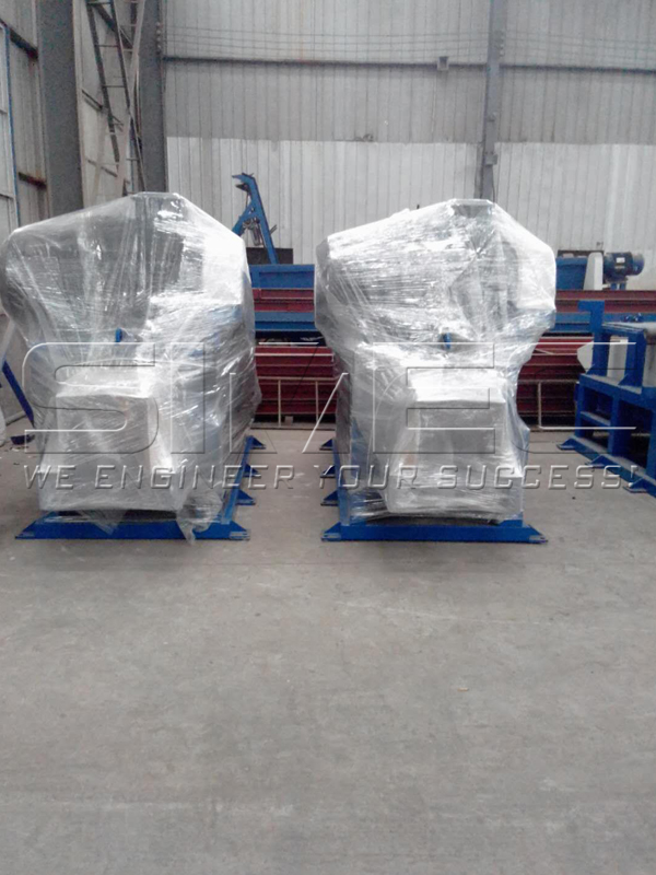 Packaged SMX-350 Sawdust Machines