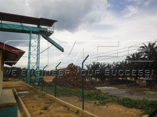 pressed-efb-stored-at-open-land